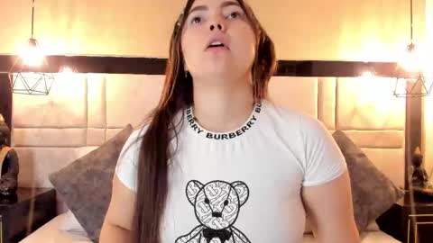 Snapshot of roussewalker chatting on November 16, 3:39 pm RousseWalker online show from November 16, 3:39 pm