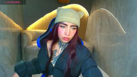 Roux  online show from March 4, 9:10 pm