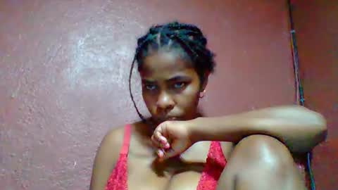 rovaelyah online show from January 7, 6:16 am