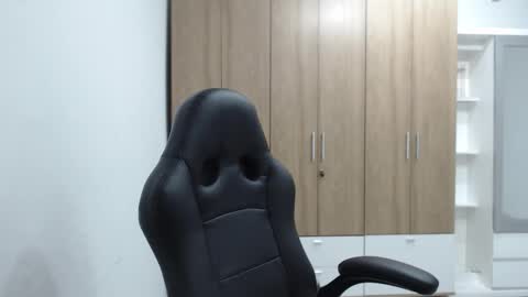 Roxana online show from December 16, 7:19 pm