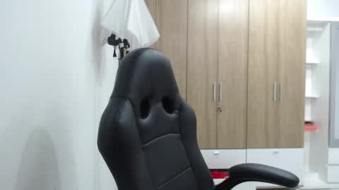 Roxana online show from January 5, 5:27 pm