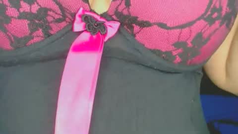 roxanasexy2025 online show from October 1, 12:11 pm