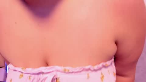 Snapshot of roxanebrown chatting on June 29, 7:25 pm roxanebrown online show from June 29, 7:25 pm