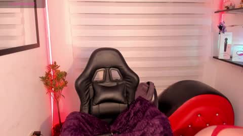 roxanne online show from June 30, 3:18 am