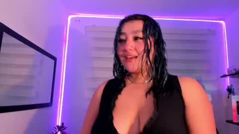 roxanne online show from July 9, 12:31 pm