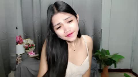 Snapshot of roxie_fuckdoll chatting on February 15, 10:31 pm Roxie online show from February 15, 10:31 pm