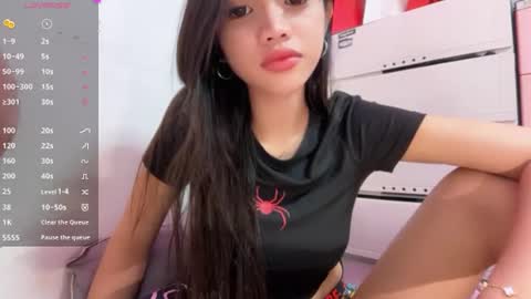 Snapshot of roxie_fuckdoll chatting on August 1, 2:05 pm Roxie online show from August 1, 2:05 pm