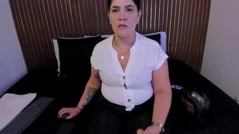 Roxie  online show from November 7, 12:05 pm