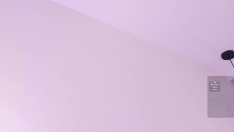Snapshot of roxie_summers chatting on May 8, 8:14 pm Roxie online show from May 8, 8:14 pm