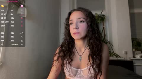 Roxie online show from October 19, 9:04 pm