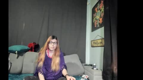 roxihazeleyes online show from October 29, 7:59 pm