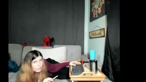 roxihazeleyes online show from May 29, 7:28 am