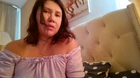Snapshot of roxolanaa_sexy chatting on July 9, 12:09 pm ROXOLANAA SEXY online show from July 9, 12:09 pm