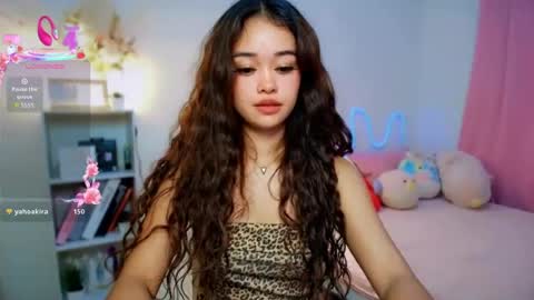 Snapshot of roxxy_blossom chatting on July 30, 1:59 am roxxy_blossom online show from July 30, 1:59 am