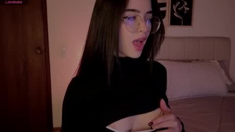 Roxxy online show from February 23, 10:40 pm