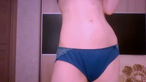Roxxy Wharton online show from June 14, 11:56 am