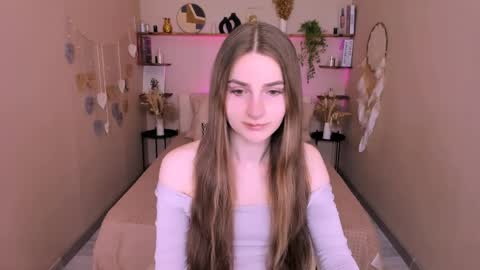 Snapshot of roxy_kisss chatting on May 13, 8:12 am Roxy online show from May 13, 8:12 am