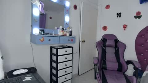 Roxy online show from July 20, 1:53 am