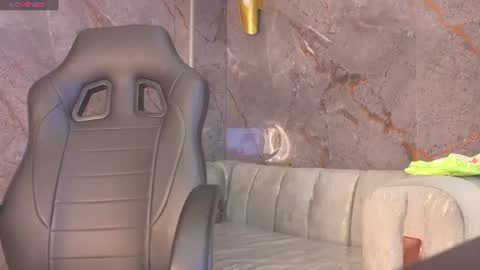 Snapshot of roxy_luxe_tf chatting on July 27, 12:45 pm Roxy online show from July 27, 12:45 pm
