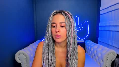 Roxy online show from October 13, 1:16 am