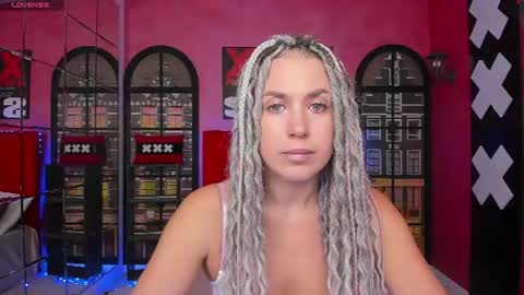 Roxy online show from June 17, 1:19 am