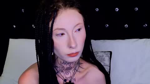 roxanne online show from July 4, 3:35 am