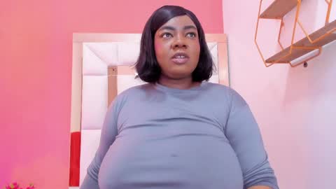 Snapshot of roxy_sexy69 chatting on May 29, 7:34 pm roxy_sexy69 online show from May 29, 7:34 pm