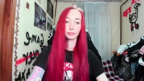 Snapshot of roxy_silver chatting on January 7, 2:41 pm Roxy online show from January 7, 2:41 pm