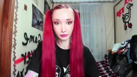 Snapshot of roxy_silver chatting on January 8, 8:55 pm Roxy online show from January 8, 8:55 pm