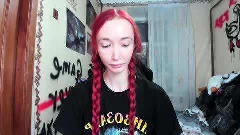 Snapshot of roxy_silver chatting on February 22, 9:13 pm Roxy online show from February 22, 9:13 pm