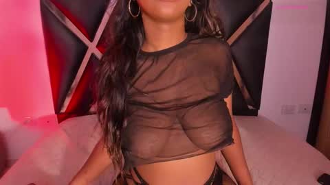 Roxxy Queen online show from January 6, 10:41 am