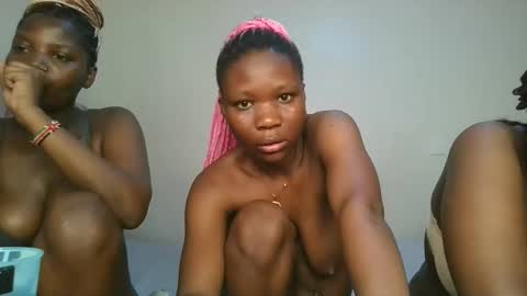 goddes online show from March 10, 9:53 pm