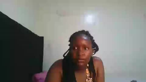 Snapshot of royal_goddes2 chatting on June 16, 5:37 pm royal_goddes2 online show from June 16, 5:37 pm