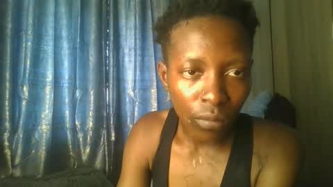 royal_kendrah online show from May 7, 9:36 am