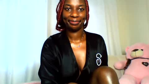 Snapshot of royal_petite10 chatting on July 26, 11:28 am kate online show from July 26, 11:28 am