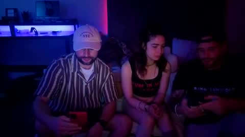Royal Menace online show from August 3, 5:28 am