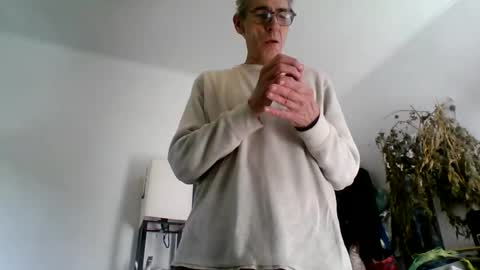 Roy Murrin online show from December 15, 9:19 pm