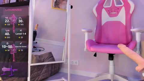 Snapshot of royce_ghost chatting on December 8, 6:01 am AnikaIm so hot that Ive already burned myself do you want me to set you on fire too online show from December 8, 6:01 am