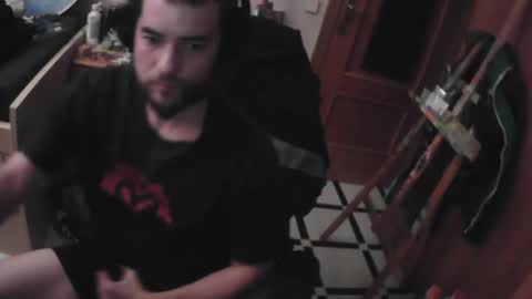 Snapshot of royer04 chatting on October 4, 10:08 pm royer04 online show from October 4, 10:08 pm