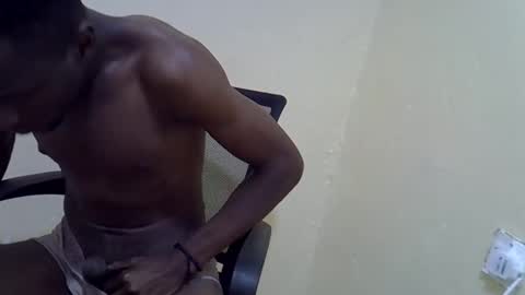 roystonne3 online show from September 14, 9:52 am