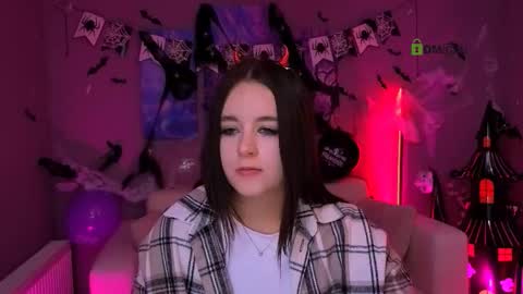 Snapshot of rozmary_ket chatting on October 23, 10:47 am Im Rozmary nice to meet you 3 online show from October 23, 10:47 am