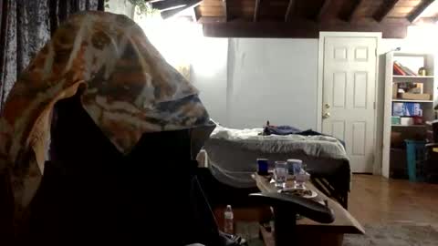 Snapshot of rp30 chatting on October 22, 2:12 am Richhancocc online show from October 22, 2:12 am