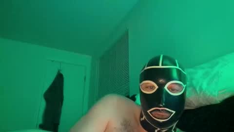 Snapshot of rubber660425 chatting on May 17, 3:26 am rubber660425 online show from May 17, 3:26 am