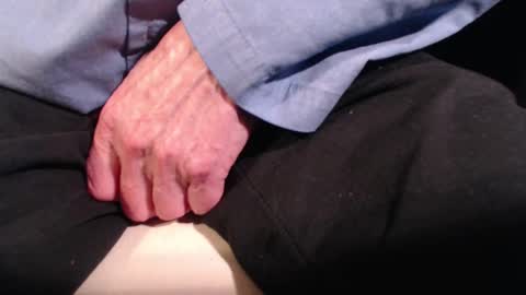 Snapshot of rubbertapper chatting on February 19, 10:20 pm rubbertapper online show from February 19, 10:20 pm