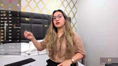 RubbyTaylor online show from October 20, 12:38 pm