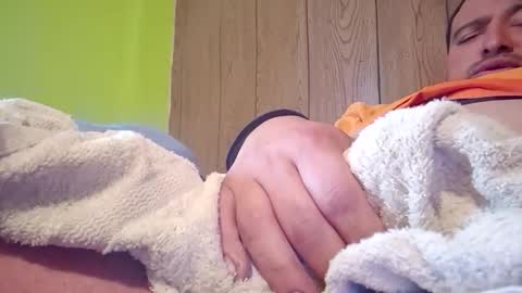 Snapshot of ruben38770 chatting on November 14, 3:44 pm ruben38770 online show from November 14, 3:44 pm