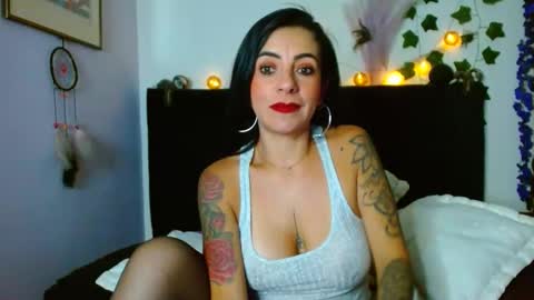 Snapshot of rubi_fox82 chatting on March 4, 4:17 am online show from March 4, 4:17 am