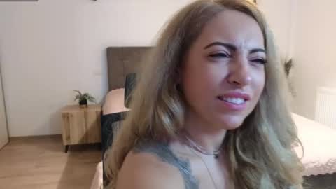 Snapshot of ruby_fit chatting on November 8, 2:45 am Ruby online show from November 8, 2:45 am