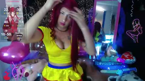 Snapshot of ruby_ofarell21 chatting on June 23, 1:42 pm rubyofarell21 online show from June 23, 1:42 pm