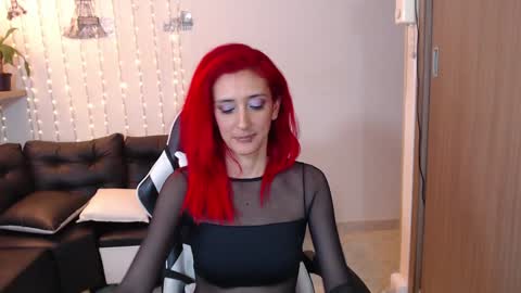 Snapshot of ruby_your_milf chatting on February 6, 8:56 pm ruby_your_milf online show from February 6, 8:56 pm